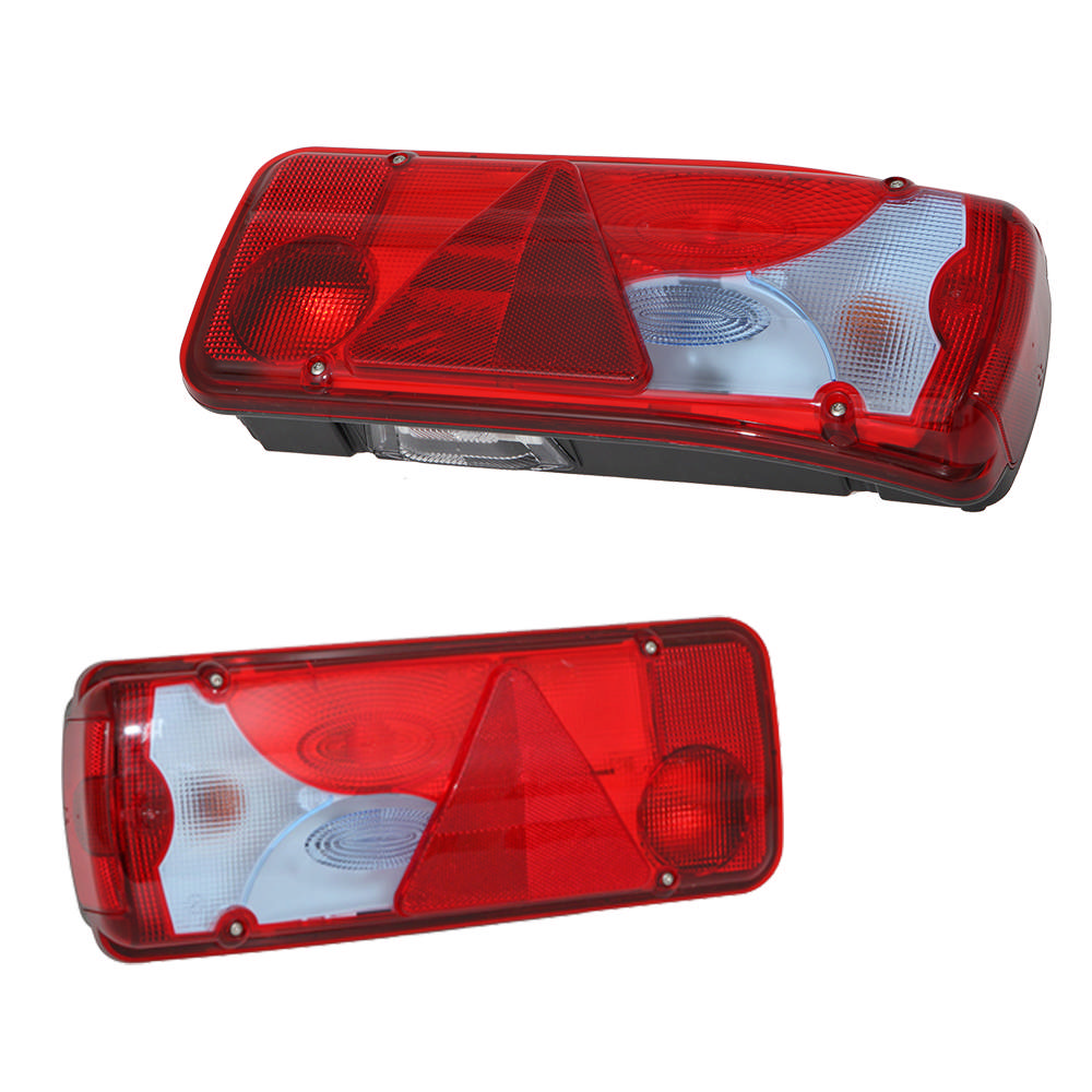 BAKLJUS LC8T BLÅ  VÄNSTER SLÄP 24V