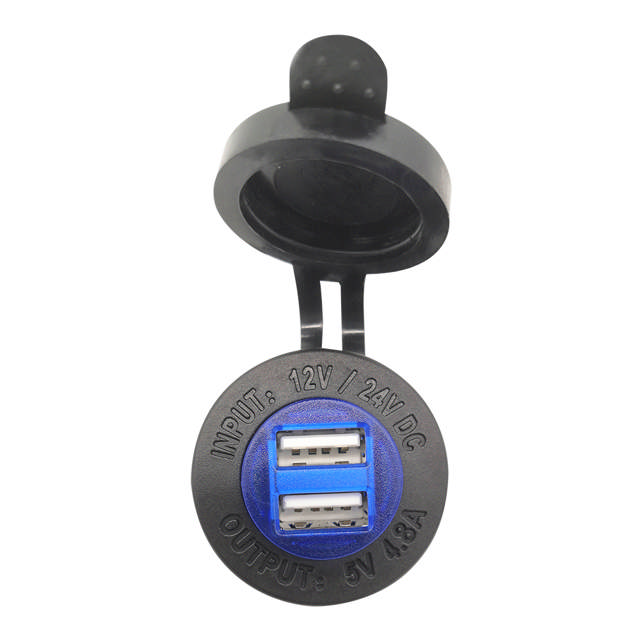 USB SOCKET WITH LID 