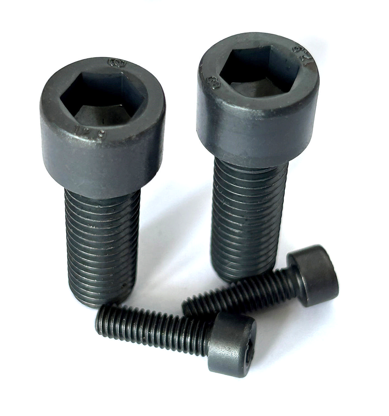 BOLT KIT MC6S 12.9 M6-M12